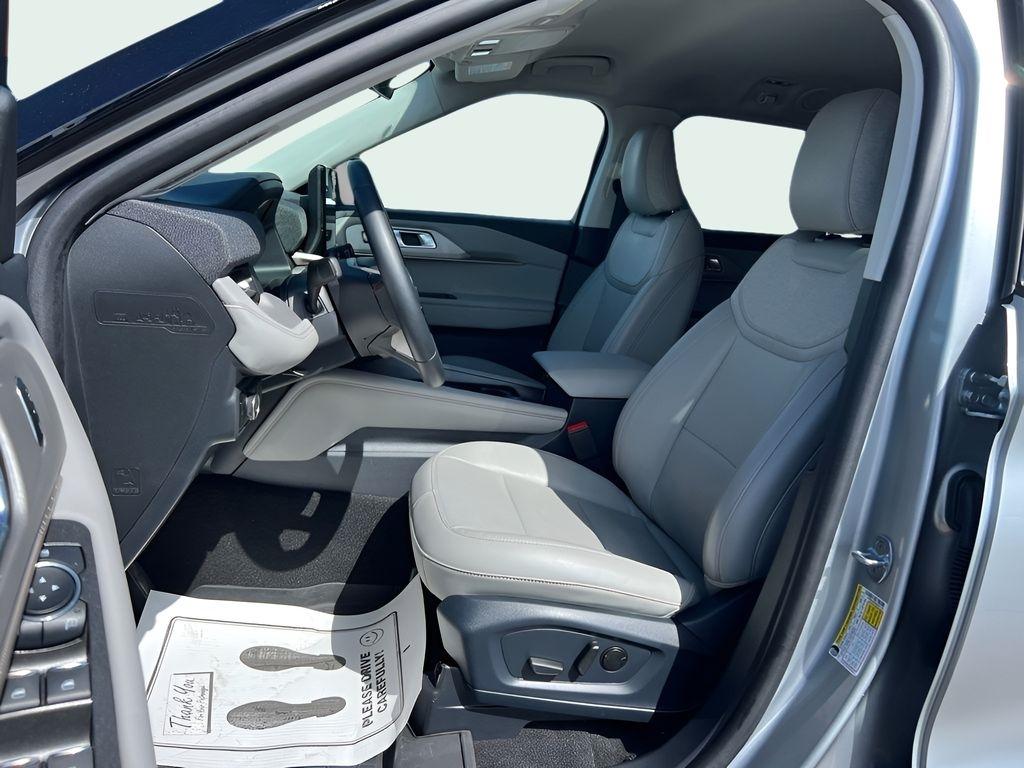 Ford Explorer Active AWD 2025