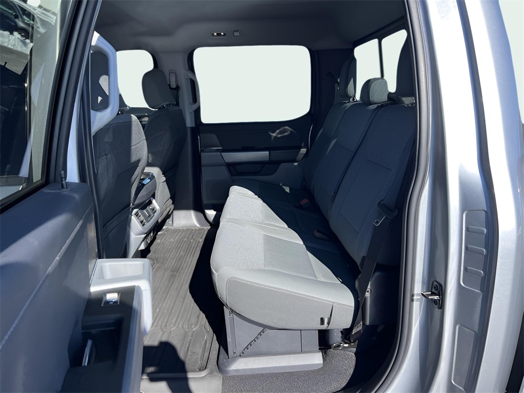 Ford F-150 XLT SuperCrew 4WD 2024