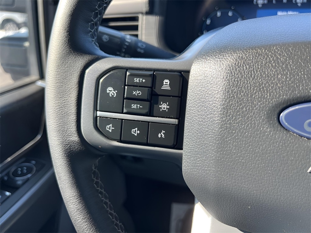 Ford F-150 XLT SuperCrew 4WD 2024