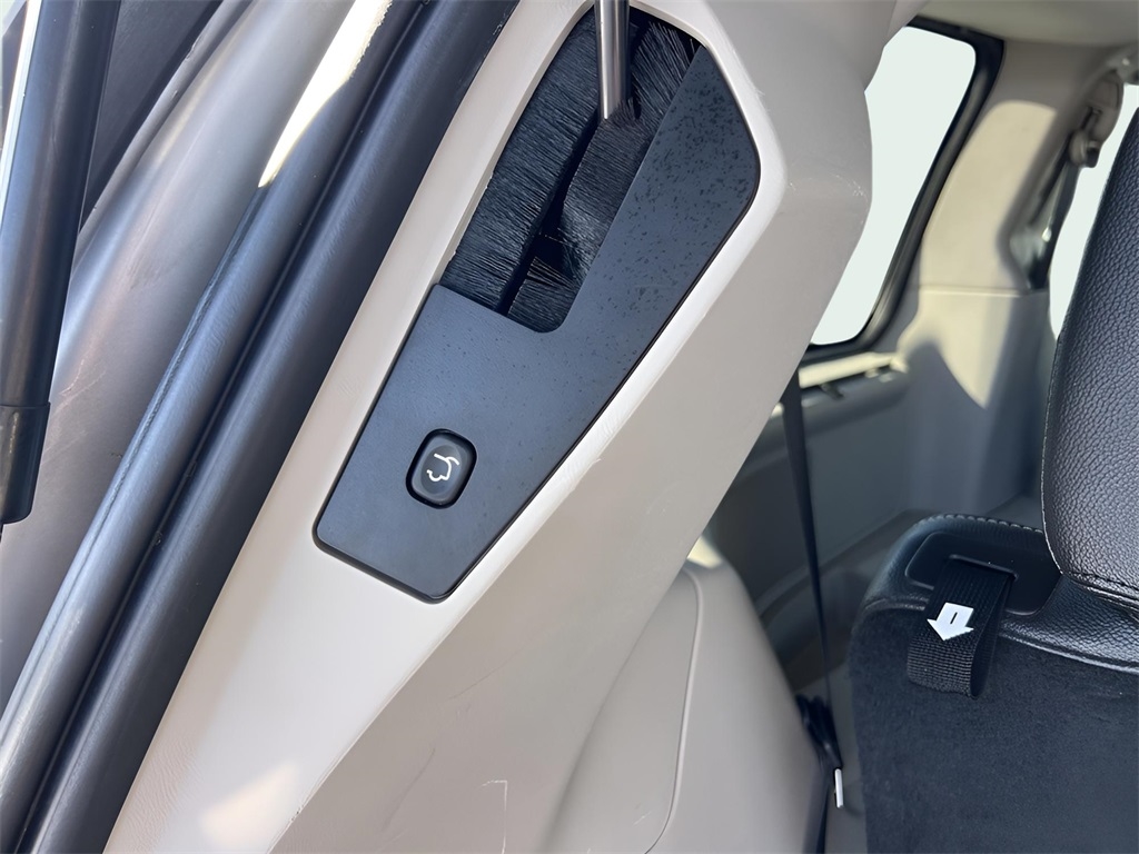 Chrysler Town & Country Touring 2016