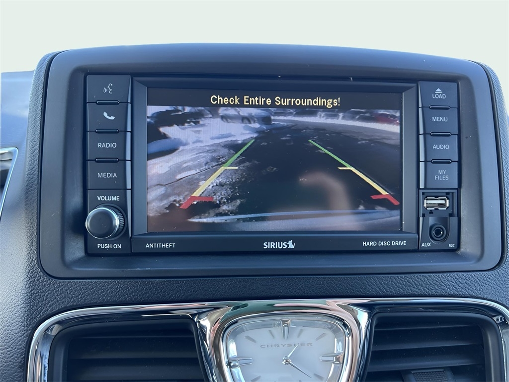 Chrysler Town & Country Touring 2016