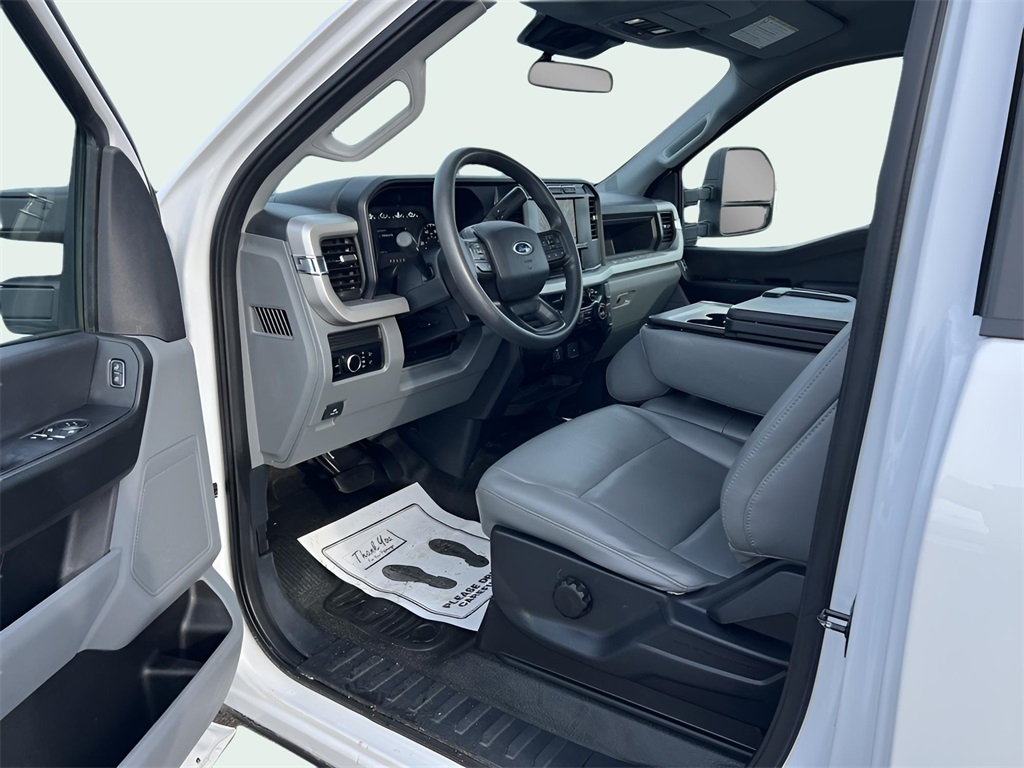 Ford F-350 SD XL 2WD 2023