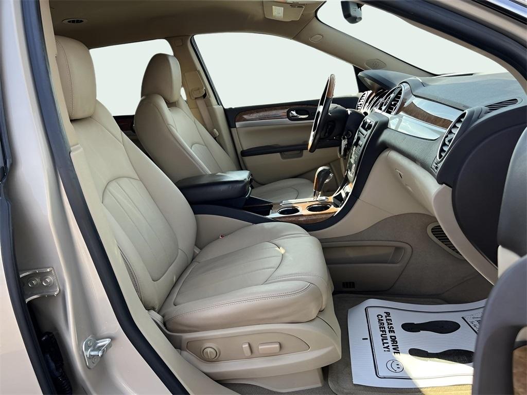 Buick Enclave Leather FWD 2012