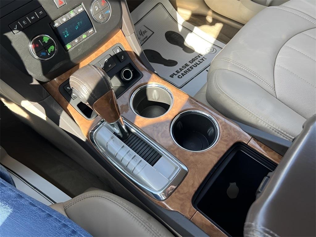 Buick Enclave Leather FWD 2012