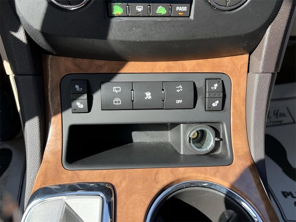 Buick Enclave Leather FWD 2012