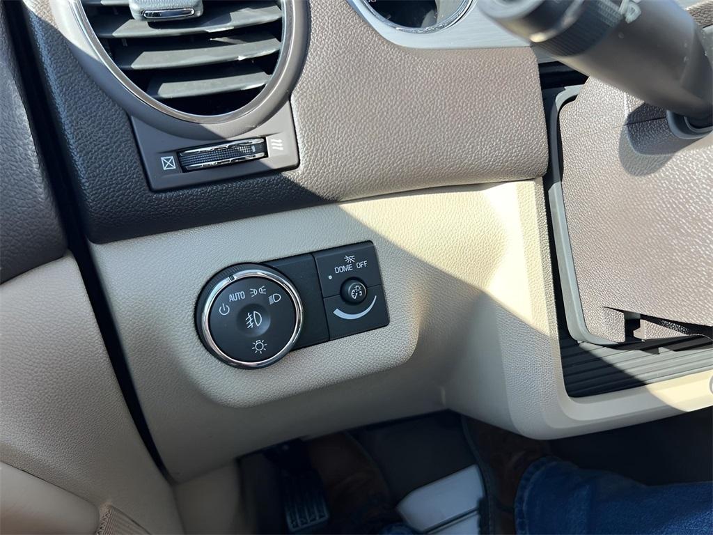 Buick Enclave Leather FWD 2012