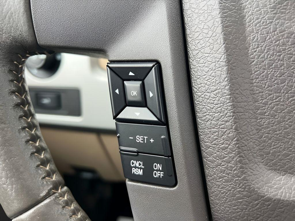 Ford F-150 Lariat SuperCrew 6.5-ft. Bed 4WD 2014