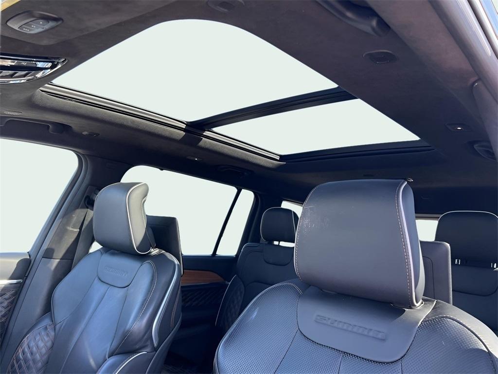 Jeep Grand Cherokee L Summit 4WD 2023