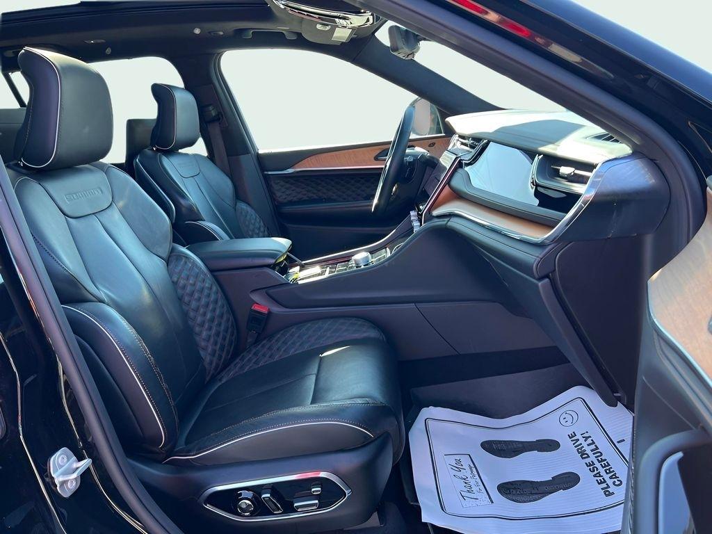 Jeep Grand Cherokee L Summit 4WD 2023