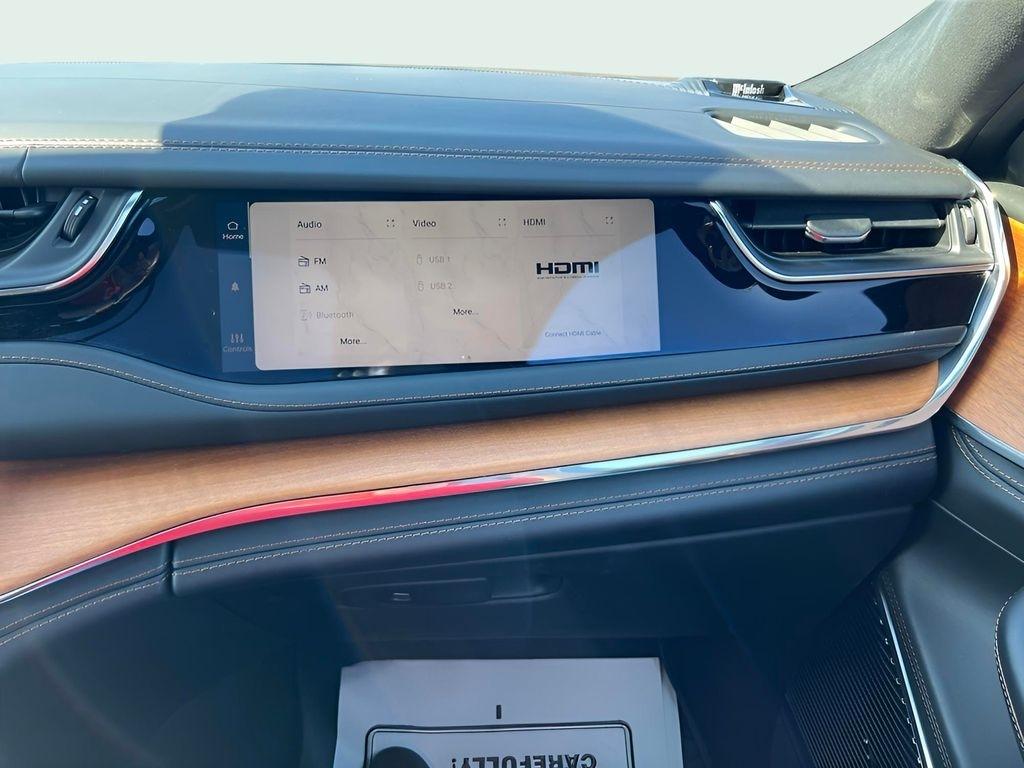 Jeep Grand Cherokee L Summit 4WD 2023