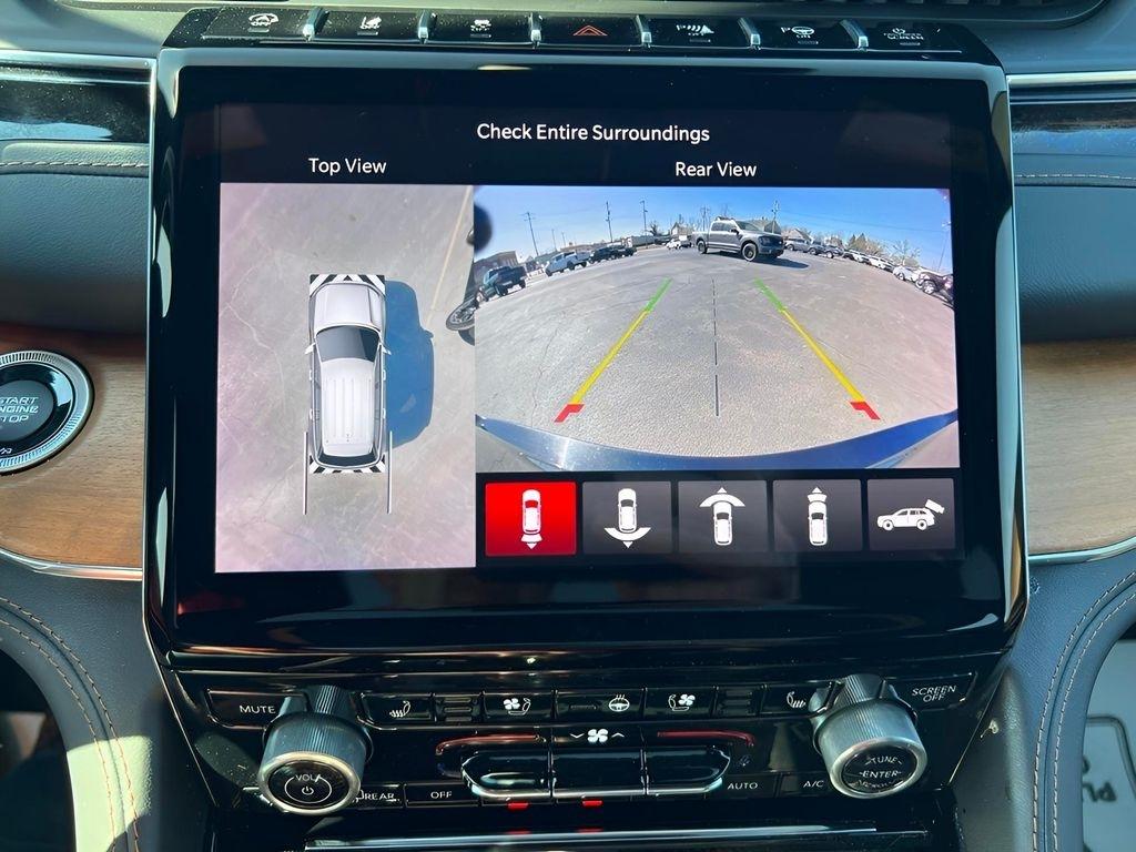 Jeep Grand Cherokee L Summit 4WD 2023