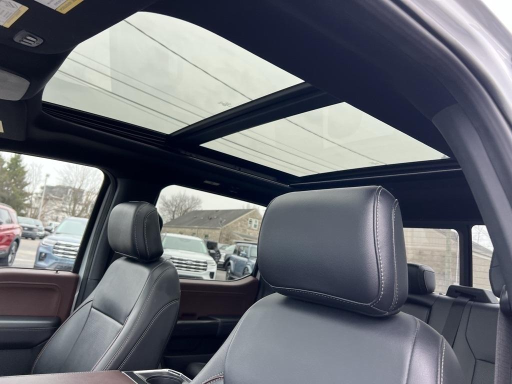 Ford F-150 Lariat SuperCrew 5.5-ft. Bed 4WD 2022