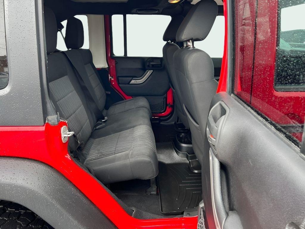 Jeep Wrangler Unlimited Sport 4WD 2012