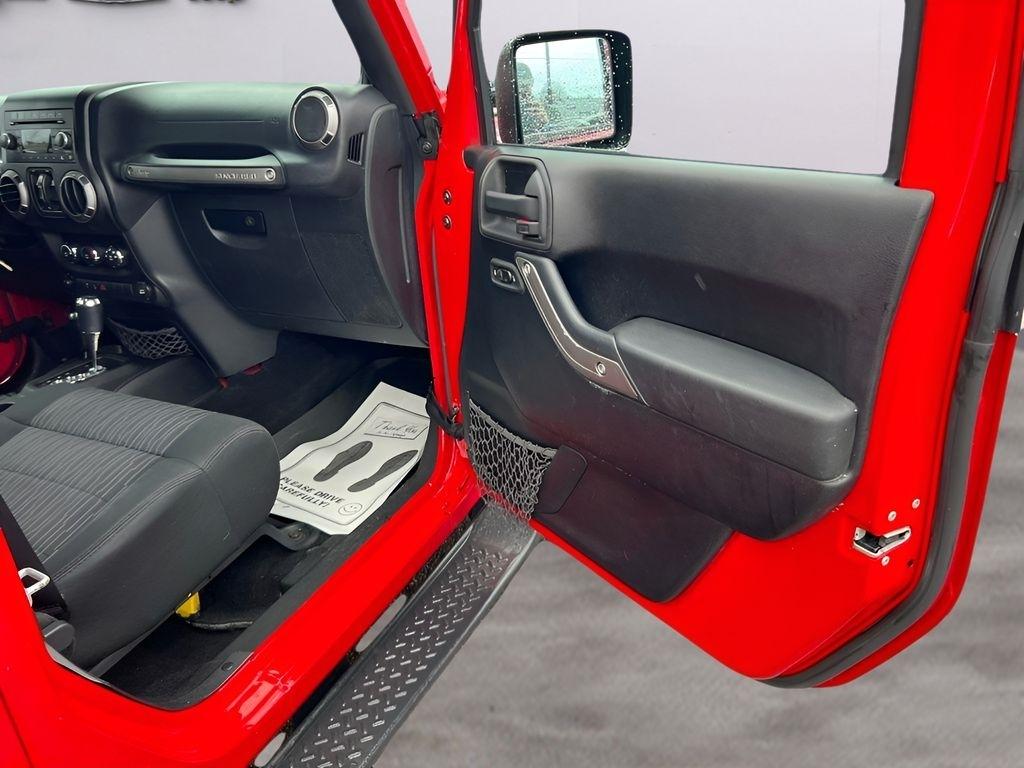 Jeep Wrangler Unlimited Sport 4WD 2012