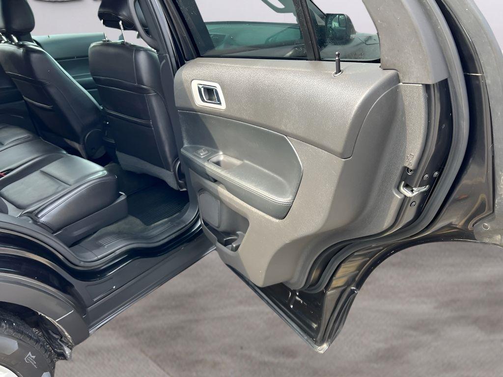 Ford Explorer XLT FWD 2014