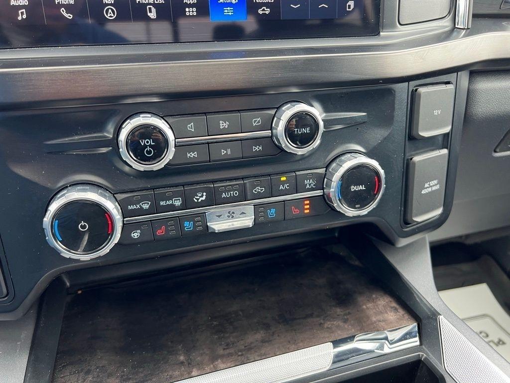 Ford F-350 SD King Ranch Crew Cab Long Bed DRW 4WD 2023