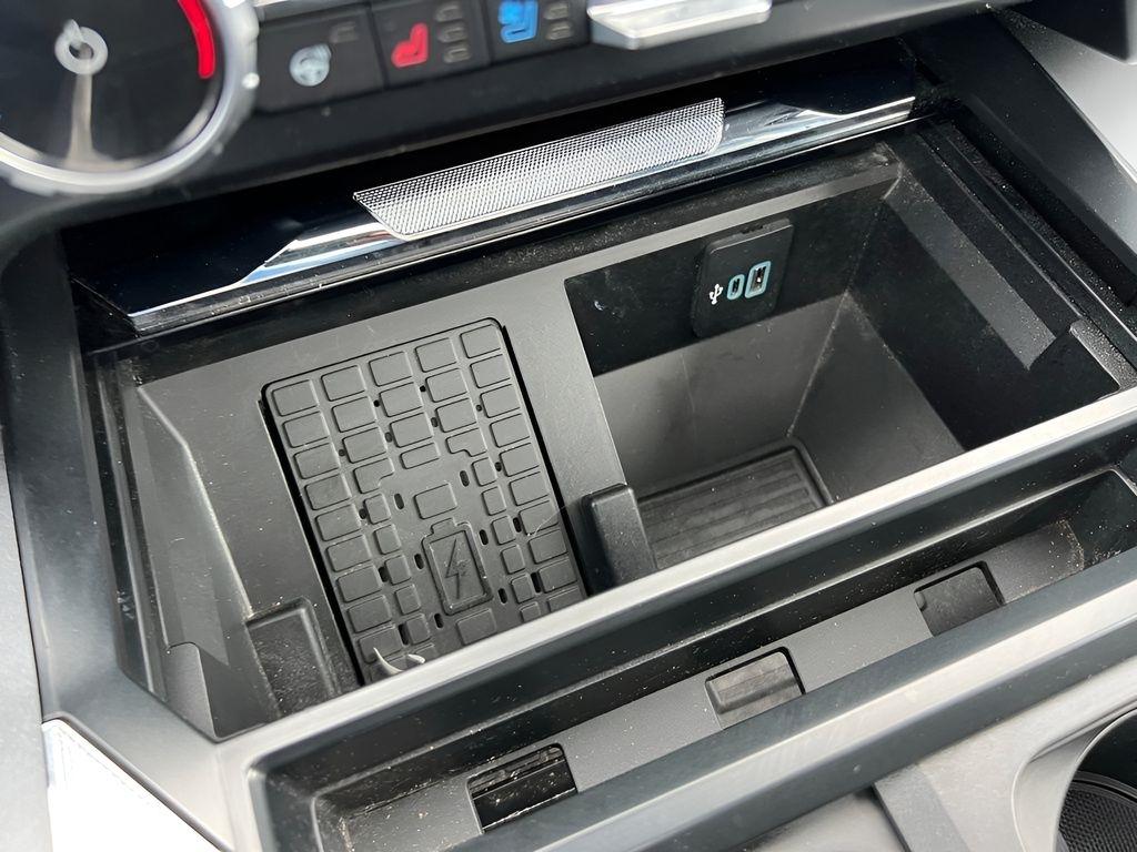 Ford F-350 SD King Ranch Crew Cab Long Bed DRW 4WD 2023