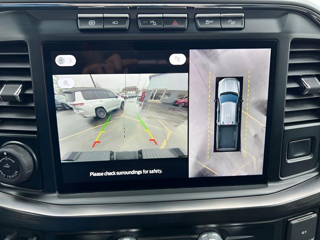 Ford F-350 SD King Ranch Crew Cab Long Bed DRW 4WD 2023