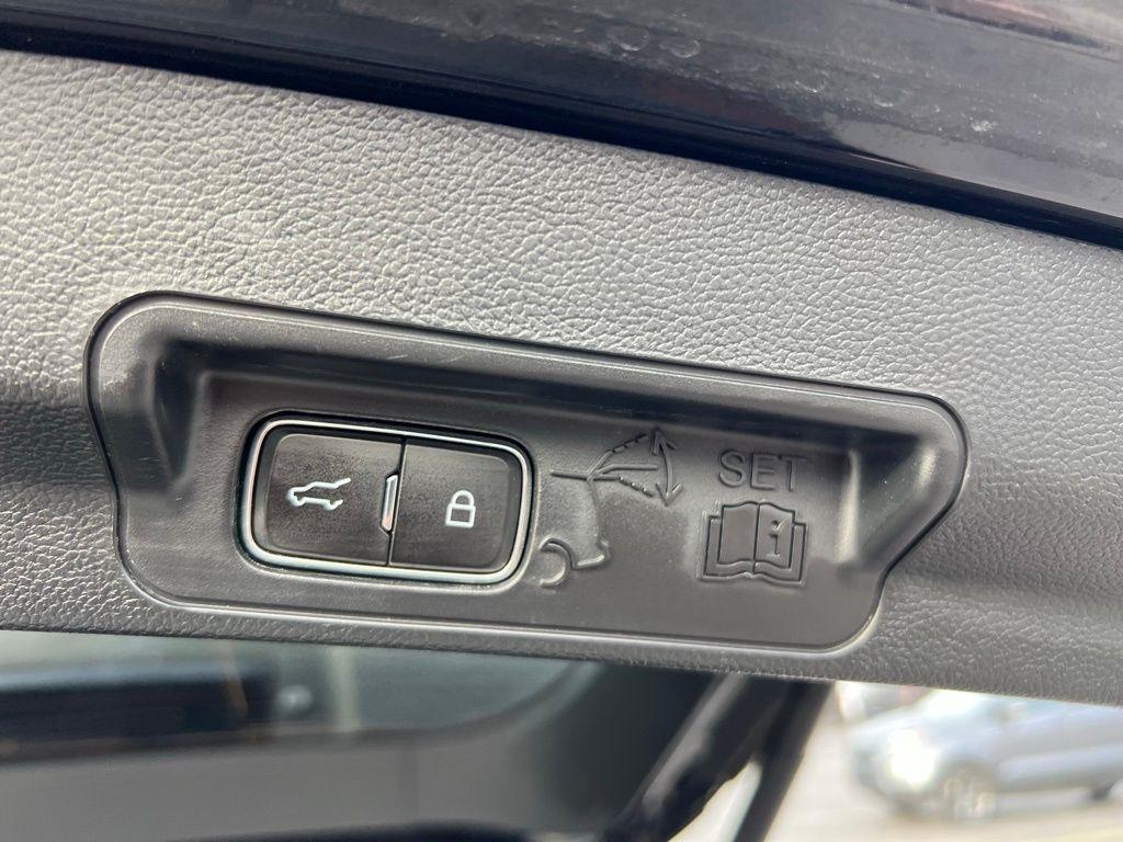 Ford Explorer ST AWD 2023