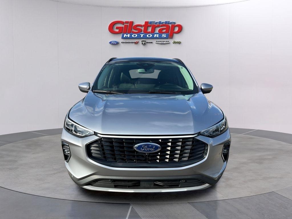 Ford Escape Platinum AWD 2023