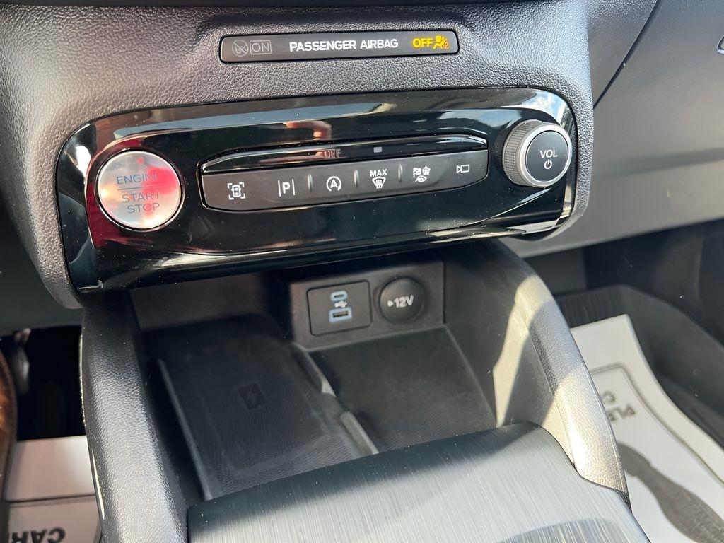 Ford Escape Platinum AWD 2023