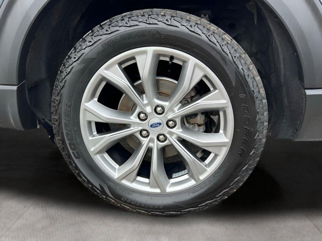 Ford Explorer XLT AWD 2022