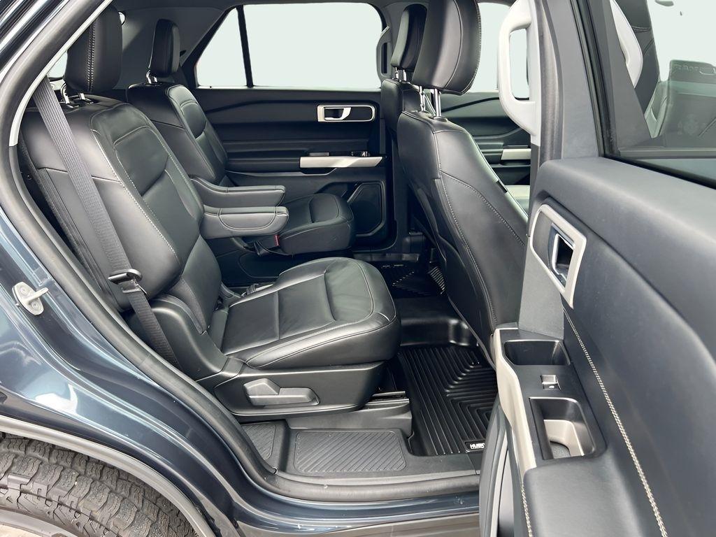 Ford Explorer XLT AWD 2022