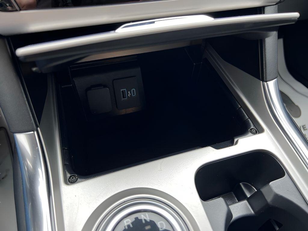 Ford Explorer XLT AWD 2022