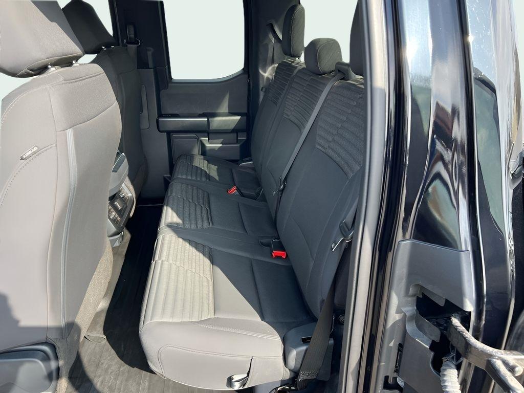 Ford F-150 XL SuperCab 8-ft. Bed 4WD 2023