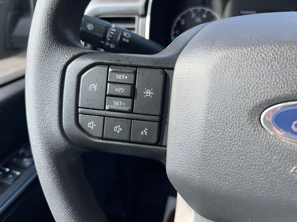 Ford F-150 XL SuperCab 8-ft. Bed 4WD 2023