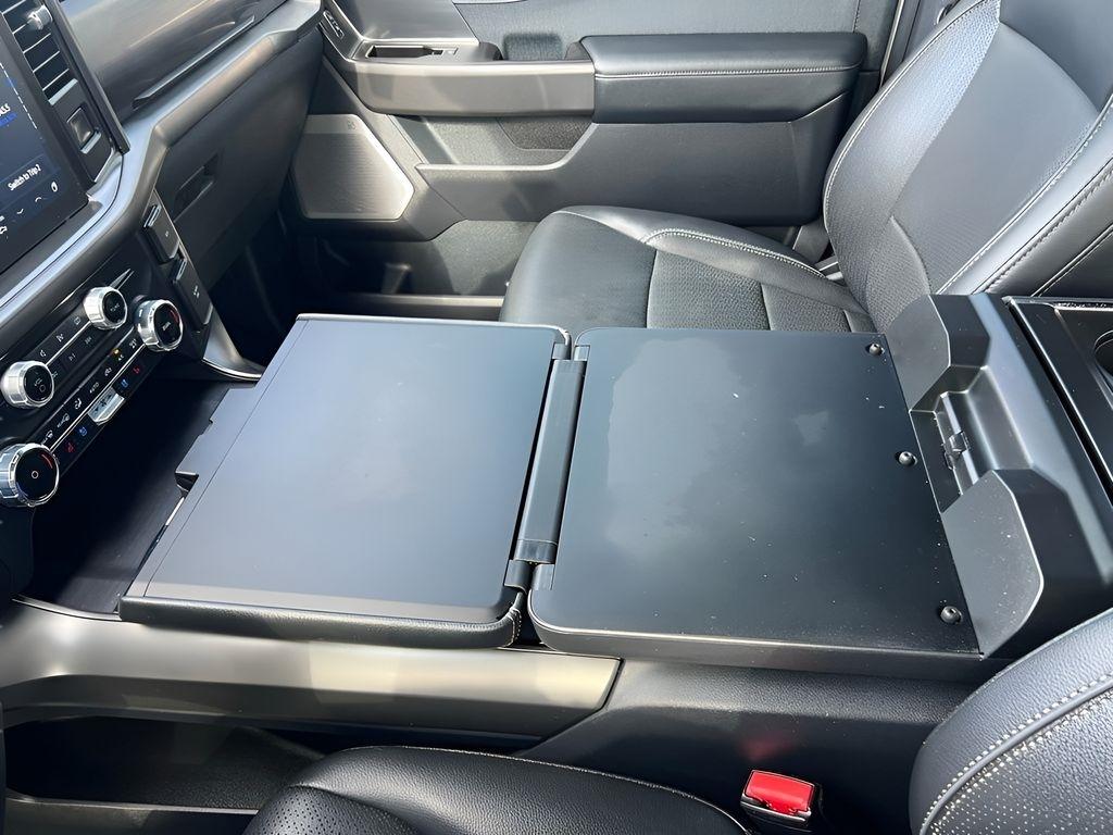 Ford F-150 Lariat SuperCrew 4WD 2024