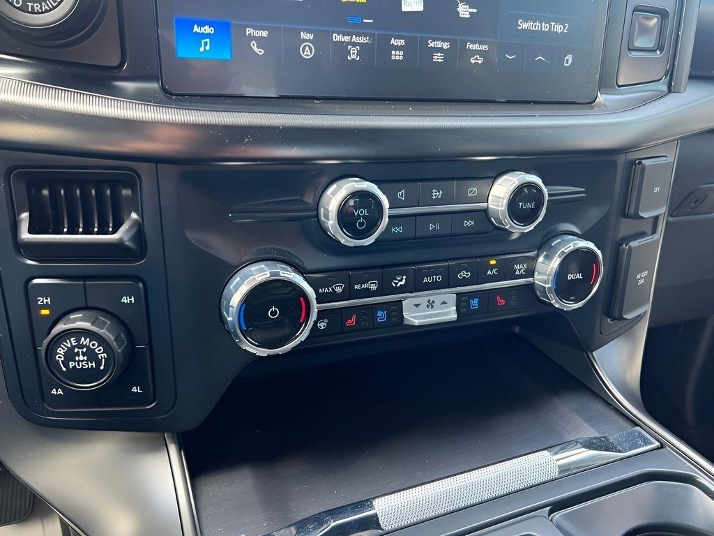 Ford F-150 Lariat SuperCrew 4WD 2024