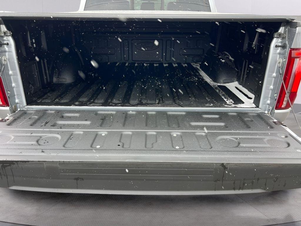 Ford F-150 Lariat SuperCrew 4WD 2025