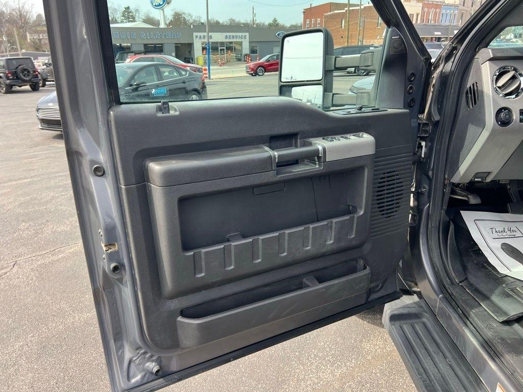 Ford F-450 SD Crew Cab DRW 4WD 2013