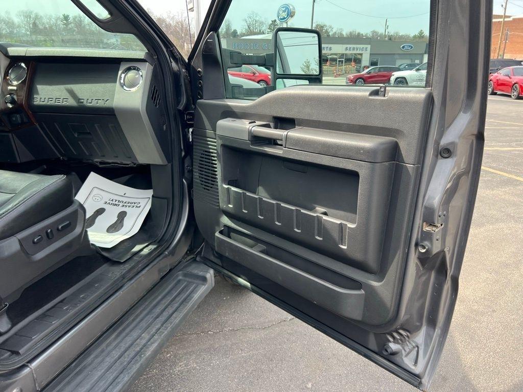 Ford F-450 SD Crew Cab DRW 4WD 2013