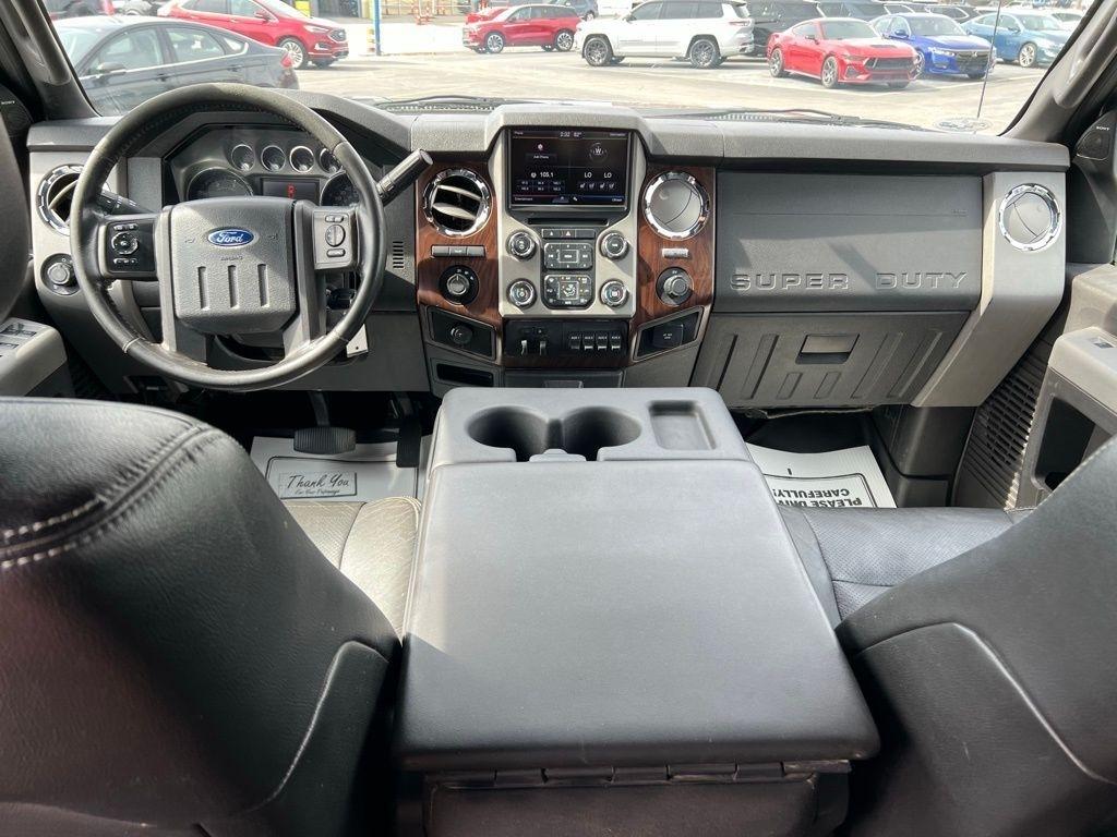 Ford F-450 SD Crew Cab DRW 4WD 2013