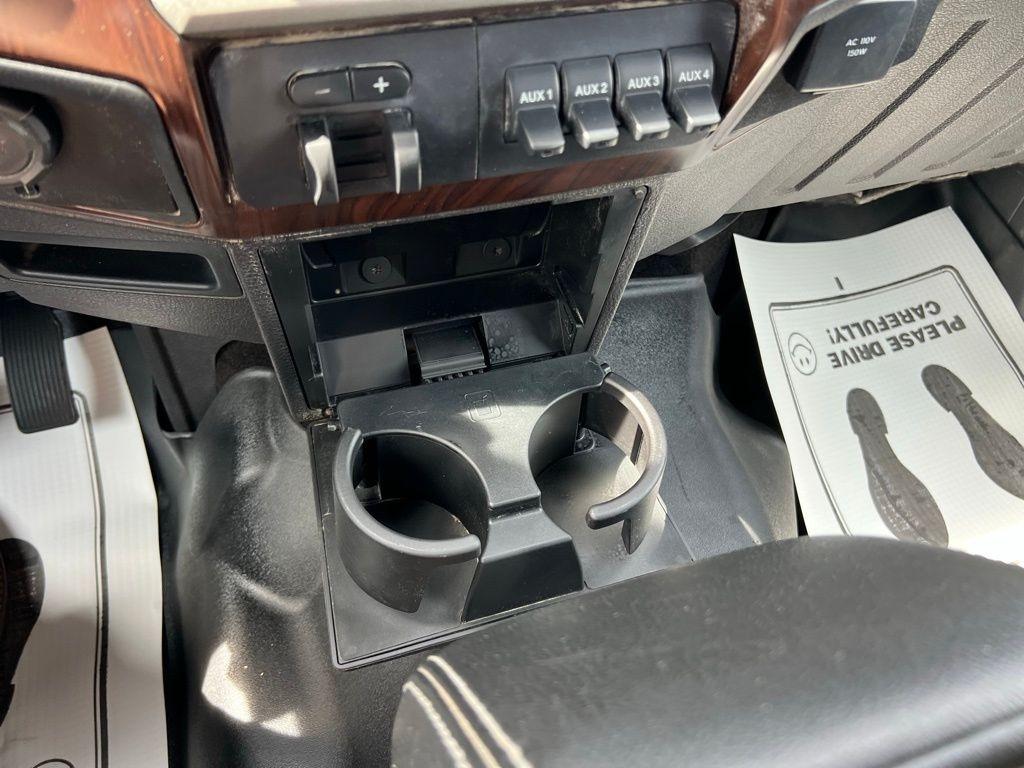 Ford F-450 SD Crew Cab DRW 4WD 2013