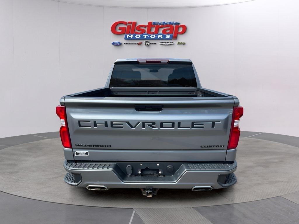 Chevrolet Silverado 1500 Custom Crew Cab Long Box 4WD 2020