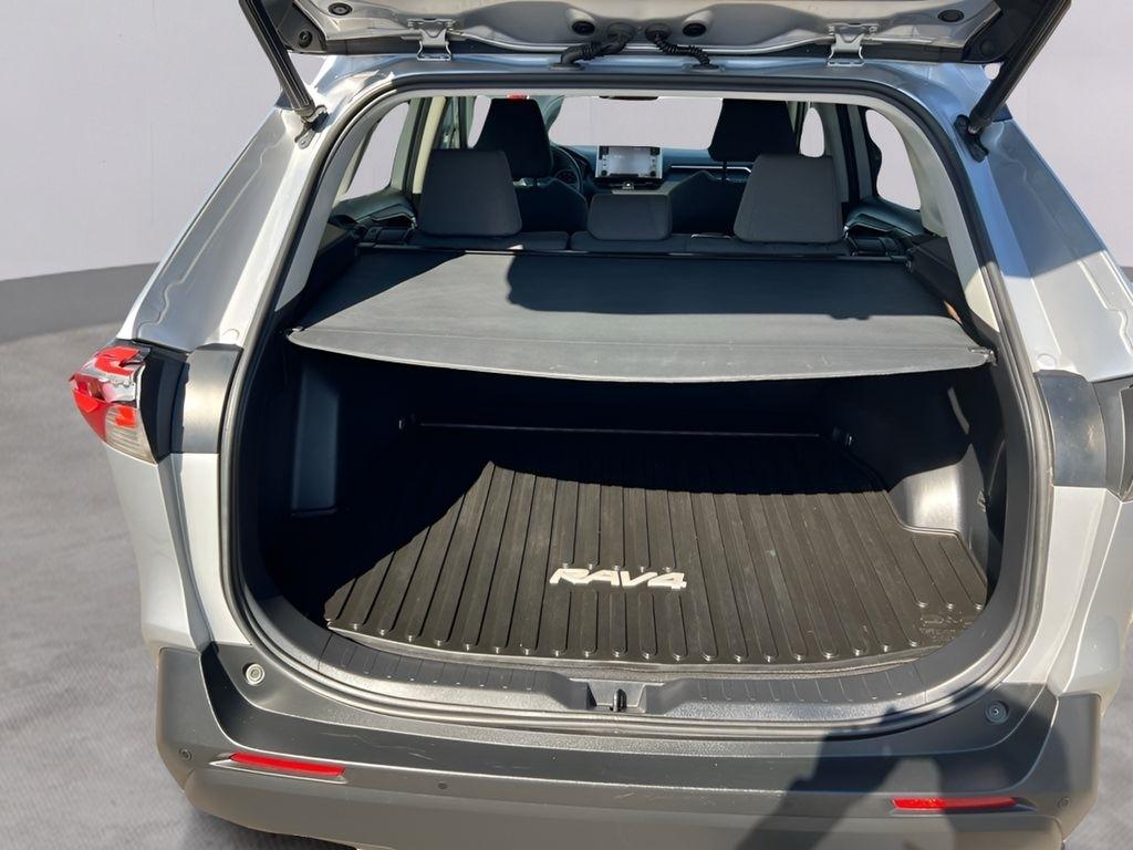 Toyota RAV4 XLE AWD 2019