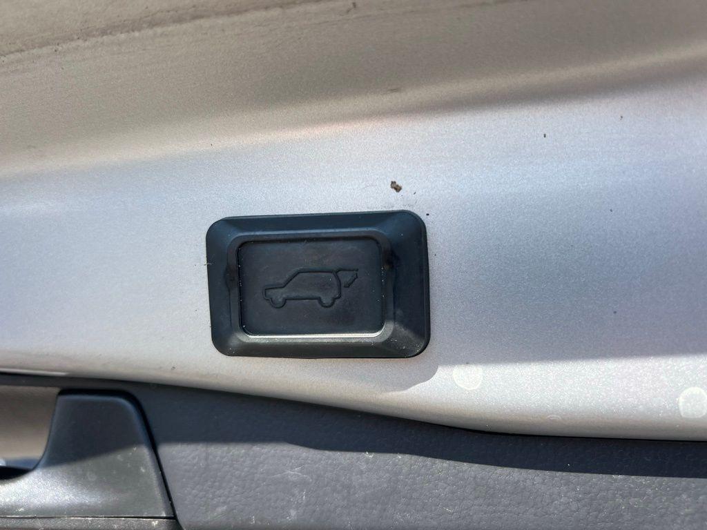 Toyota RAV4 XLE AWD 2019