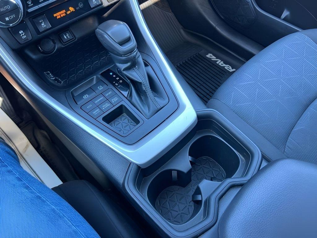 Toyota RAV4 XLE AWD 2019