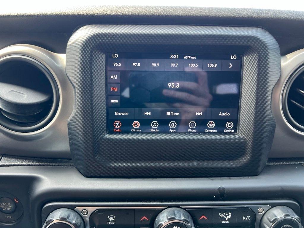 Jeep Wrangler Unlimited Sport 2018