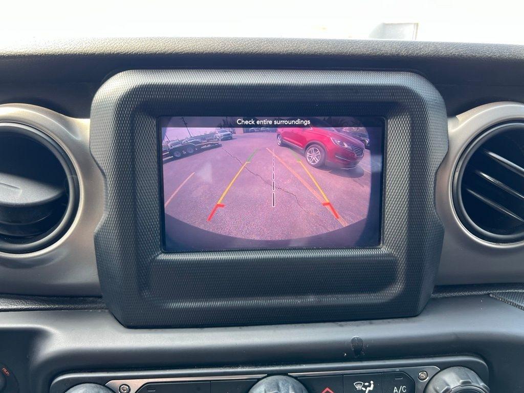 Jeep Wrangler Unlimited Sport 2018