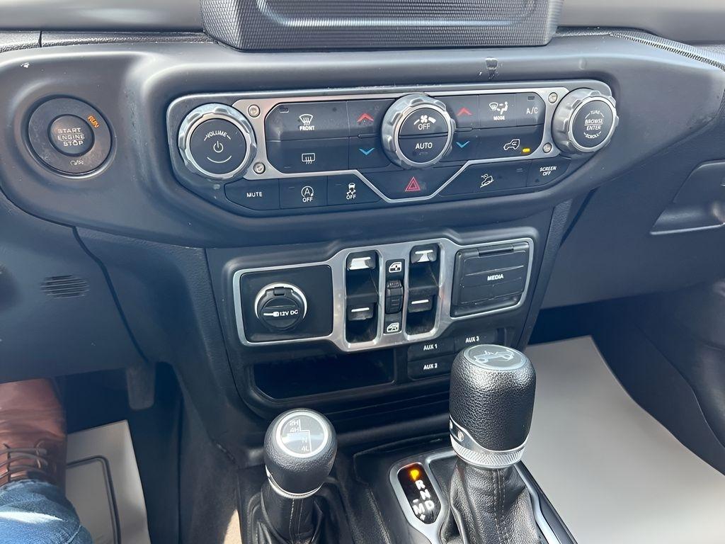 Jeep Wrangler Unlimited Sport 2018