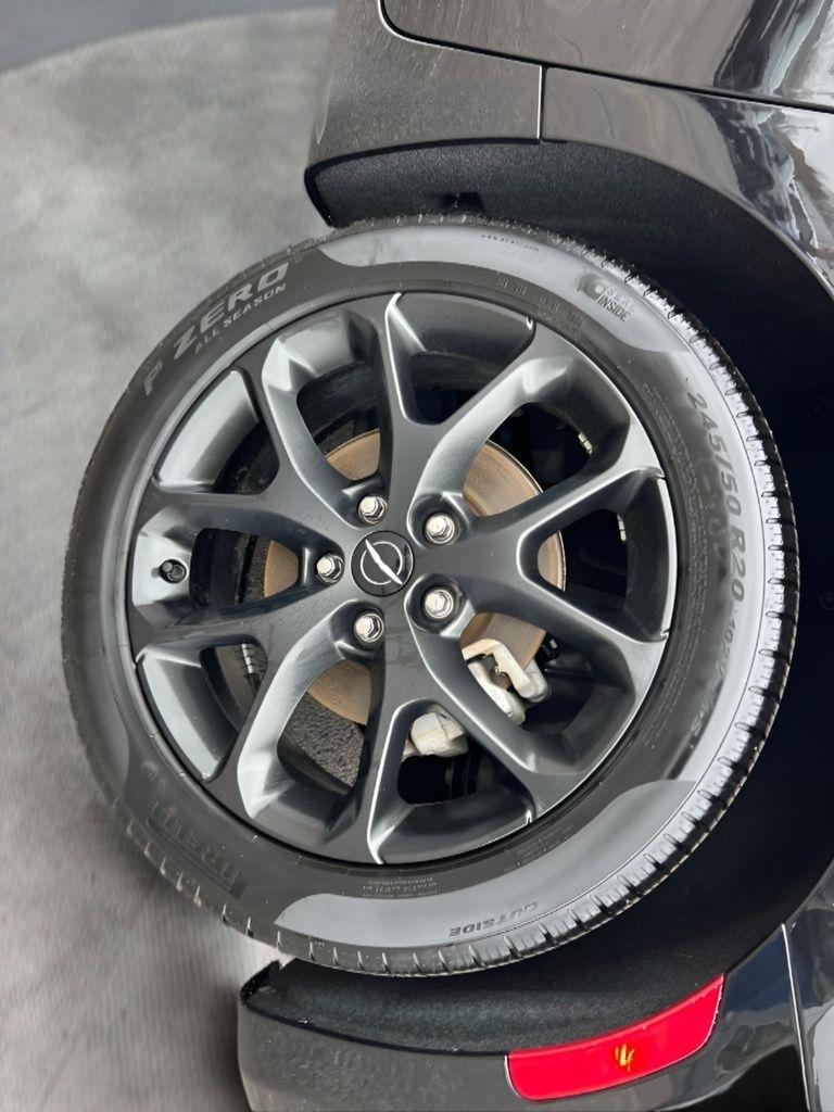 Chrysler Pacifica Limited 2025