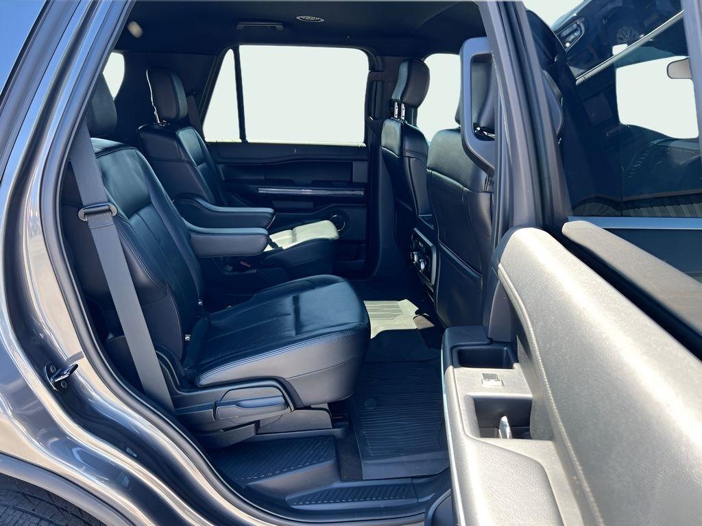 Ford Expedition XLT 4WD 2020