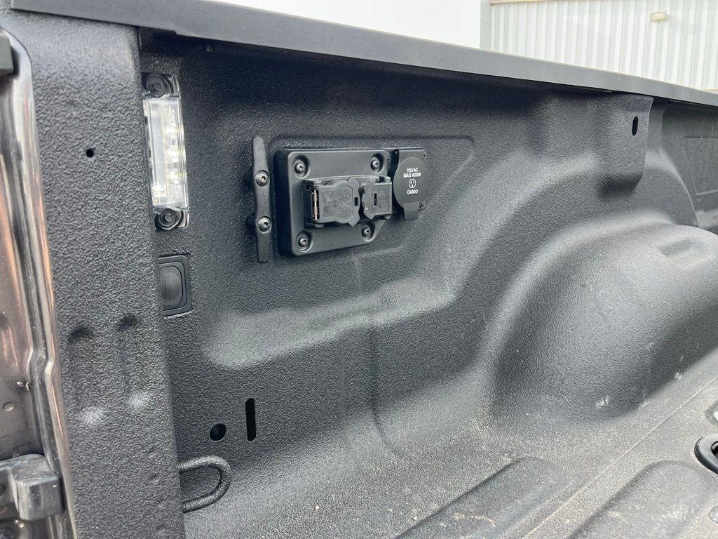 RAM 3500 Big Horn Crew Cab LWB 4WD DRW 2025