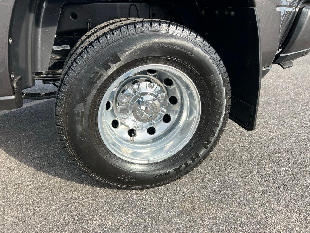 RAM 3500 Big Horn Crew Cab LWB 4WD DRW 2025