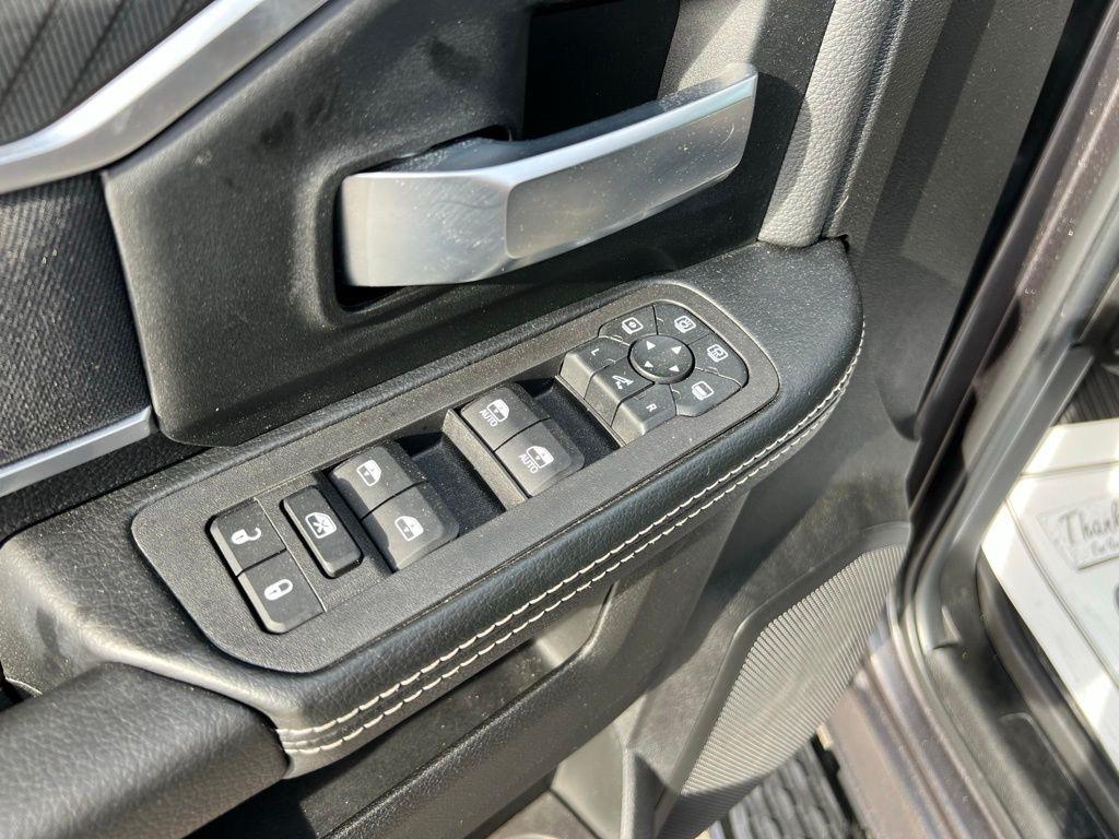 RAM 3500 Big Horn Crew Cab LWB 4WD DRW 2025