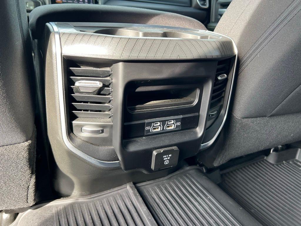 RAM 3500 Big Horn Crew Cab LWB 4WD DRW 2025